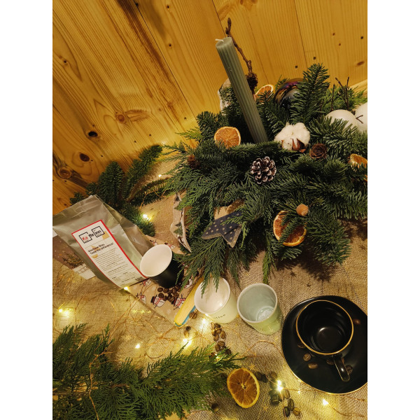 Alintaroma Craciunului: El & Ea